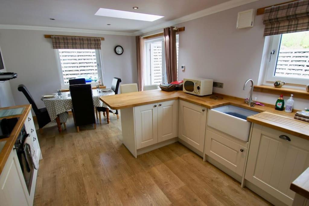 The Old Schoolhouse Lochearnhead Apartment Luaran gambar
